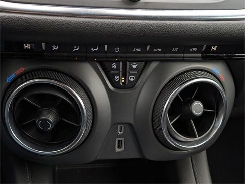 Used 2021 Chevrolet Blazer LT image 16