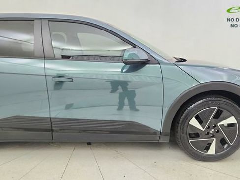 Used 2025 Hyundai Ioniq 5 SE RWD image 8