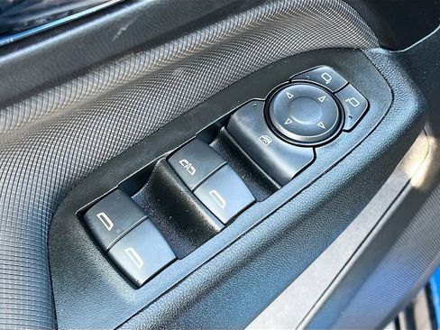 Used 2024 Chevrolet Equinox RS AWD/4WD image 17