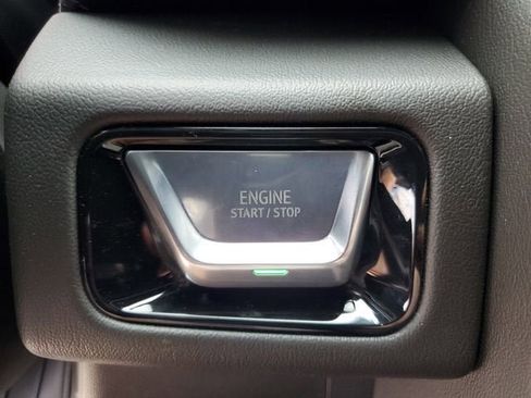 New 2026 GMC Yukon XL Denali w/ Sun & Power Step Package AWD/4WD image 24