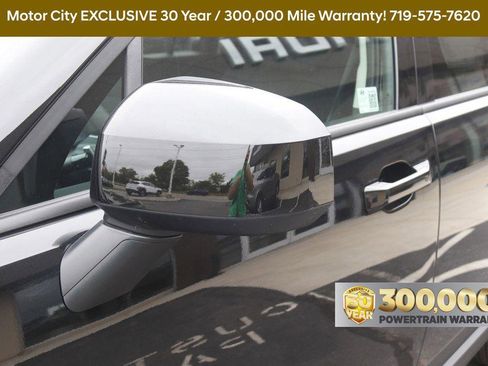 New 2025 Hyundai Santa Fe SE image 3