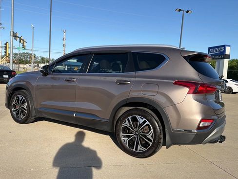 Used 2020 Hyundai Santa Fe Limited FWD image 12