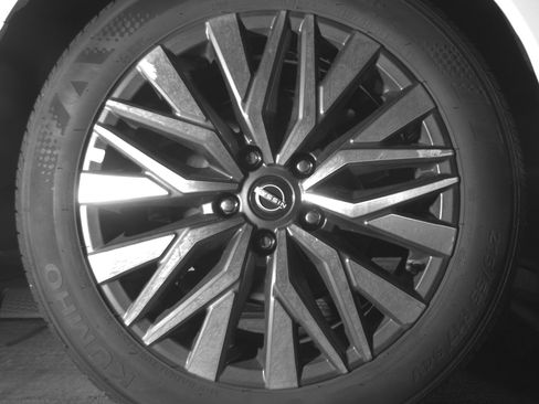 Used 2025 Nissan Altima 2.5 SV image 15