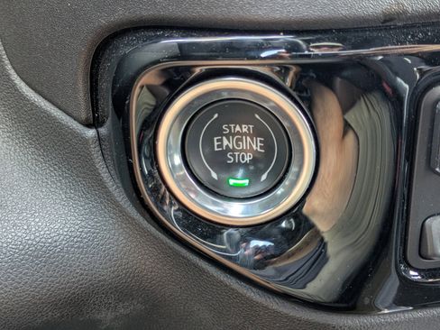 Used 2023 Chevrolet Silverado 1500 High Country image 27