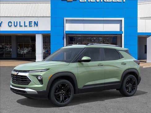 New 2026 Chevrolet TrailBlazer LT w/ Midnight Edition FWD image 2