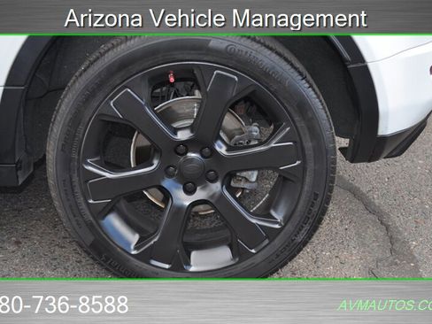 Used 2014 Land Rover Range Rover Evoque Dynamic image 15