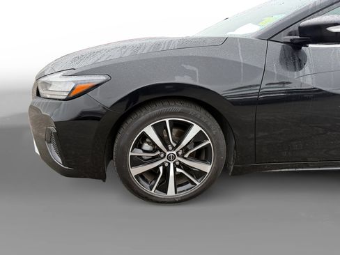 Used 2023 Nissan Maxima SV w/ Floor Mat Group image 9