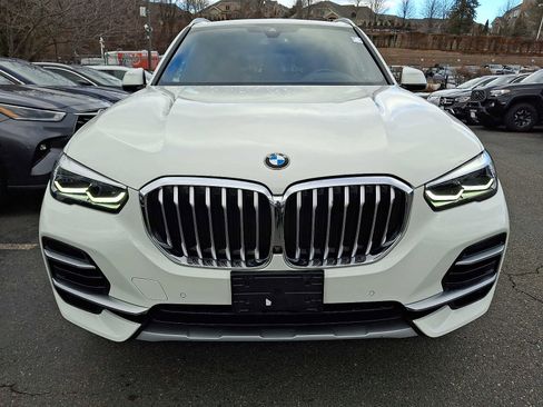 Used 2023 BMW X5 xDrive40i w/ Premium Package image 2