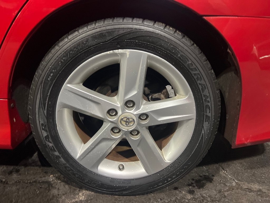 Used 2012 Toyota Camry SE FWD image 37