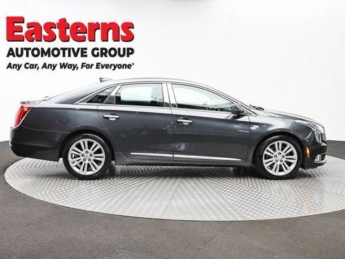 Used 2018 Cadillac XTS Luxury image 4