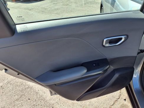 Used 2025 Kia K4 FWD image 8