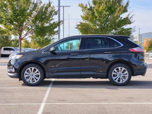 Used 2024 Ford Edge Titanium image 4