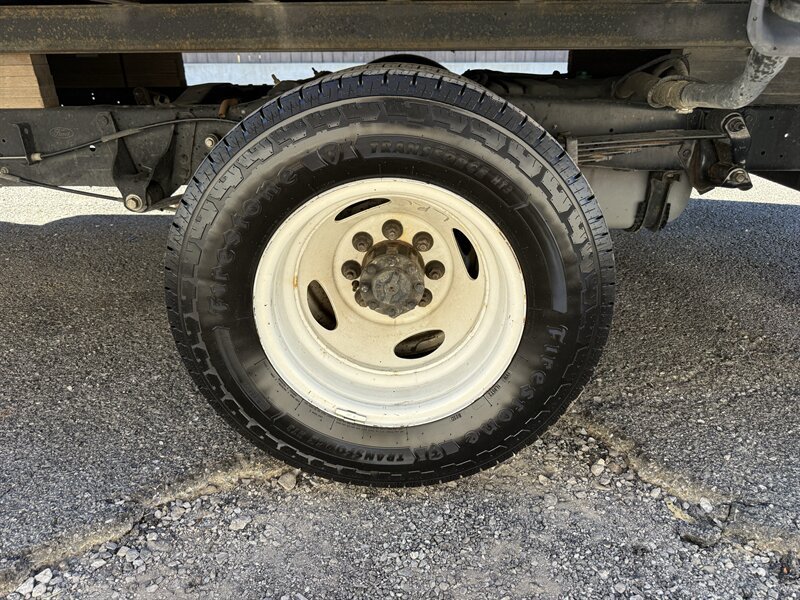 Used 2023 Ford E-350 and Econoline 350 Super Duty w/ Power Windows & Locks Group RWD image 34