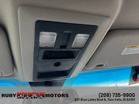 Used 2018 RAM 2500 Tradesman w/ Chrome Appearance Group image 19