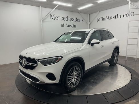 New 2026 Mercedes-Benz GLC 300 image 3