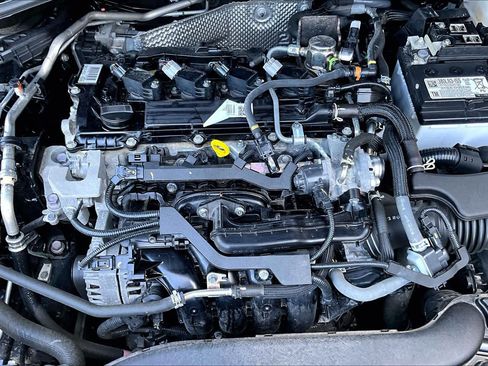 Certified 2025 Toyota Corolla Cross XLE AWD/4WD image 33
