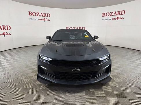 Used 2019 Chevrolet Camaro SS w/ Black Appearance Package RWD image 2