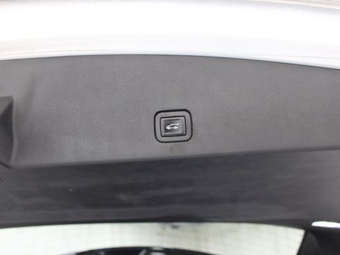 Used 2022 Cadillac XT6 Premium Luxury w/ Platinum Package AWD/4WD image 27