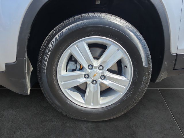 Used 2017 Chevrolet Trax LS AWD/4WD image 9