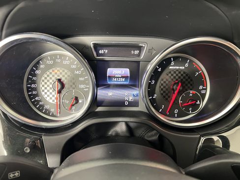 Certified 2018 Mercedes-Benz GLE 43 AMG 4MATIC image 25