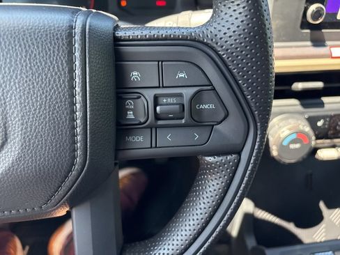Certified 2026 Toyota Tacoma SR5 AWD/4WD image 23