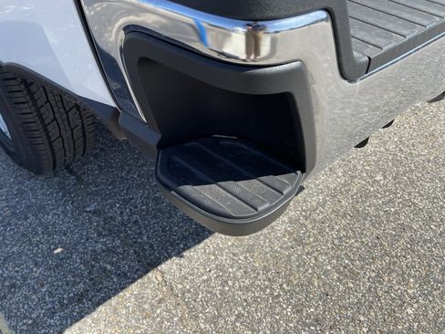 New 2025 Ford F350 XLT image 15