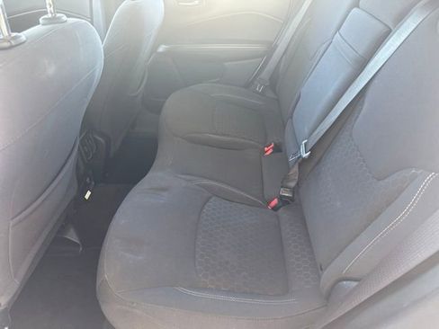 Used 2019 Jeep Compass Sport AWD/4WD image 13