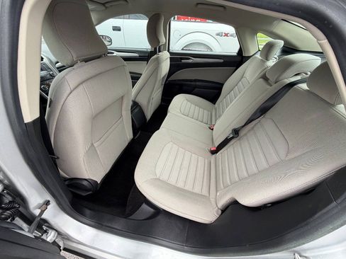 Used 2018 Ford Fusion S FWD image 13