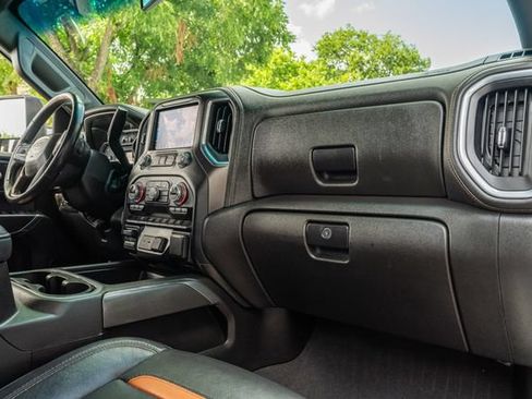 Used 2021 GMC Sierra 2500 AT4 AWD/4WD image 47