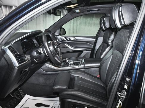 Used 2022 BMW X5 M50i w/ Executive Package image 53