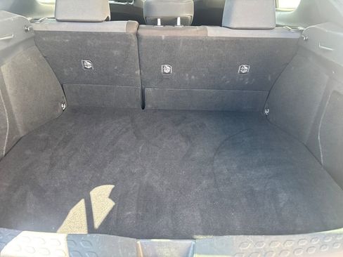 Used 2020 Toyota C-HR LE image 27