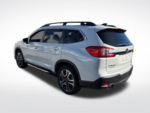 Used 2025 Subaru Ascent Touring w/ Popular Package #2 image 4