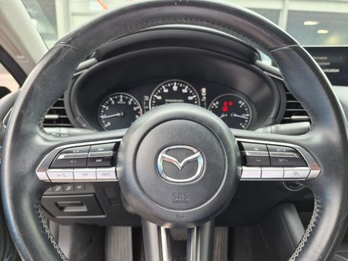 Used 2021 MAZDA MAZDA3 s FWD image 11