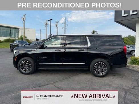 Used 2025 GMC Yukon XL Elevation w/ LPO, Get Active Package AWD/4WD image 2