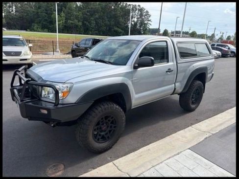 Used 2011 Toyota Tacoma 4x4 Regular Cab image 5