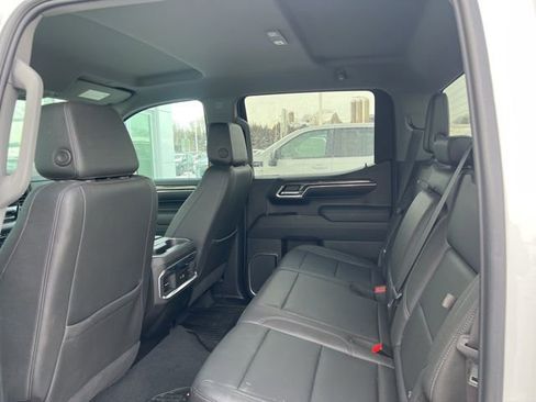 Used 2023 Chevrolet Silverado 1500 LTZ image 11