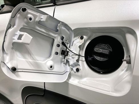 Certified 2026 Toyota Corolla Cross L FWD image 40