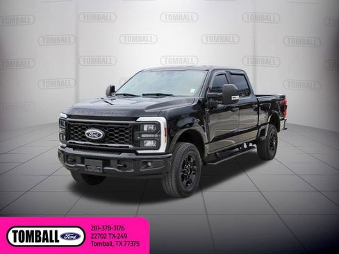 Used 2024 Ford F250 XL w/ STX Appearance Package image 3