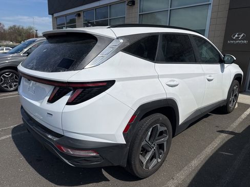 Used 2023 Hyundai Tucson SEL w/ Convenience Package image 4
