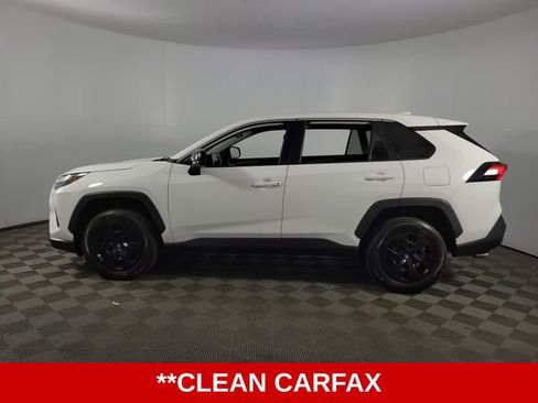 Used 2024 Toyota RAV4 LE AWD/4WD image 5