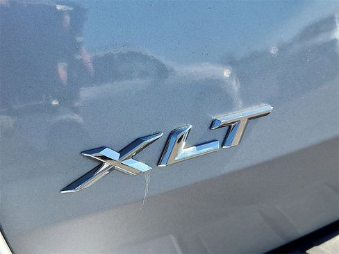 Used 2022 Ford Explorer XLT w/ Equipment Group 202A image 27