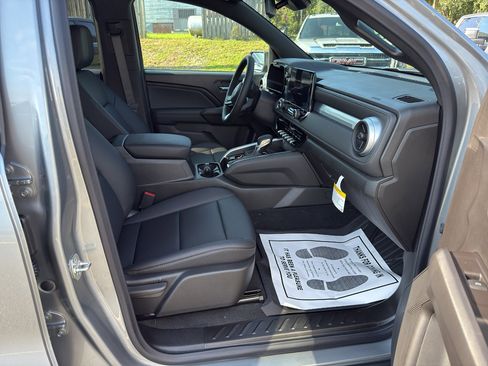 New 2026 Chevrolet Colorado LT w/ LT Convenience Package image 15