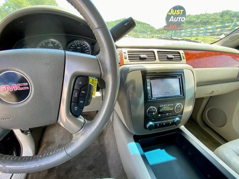 Used 2014 GMC Yukon XL SLT AWD/4WD image 22