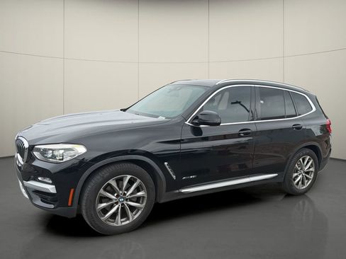 Used 2018 BMW X3 xDrive30i AWD/4WD image 3