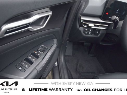 New 2026 Kia Sportage EX image 27