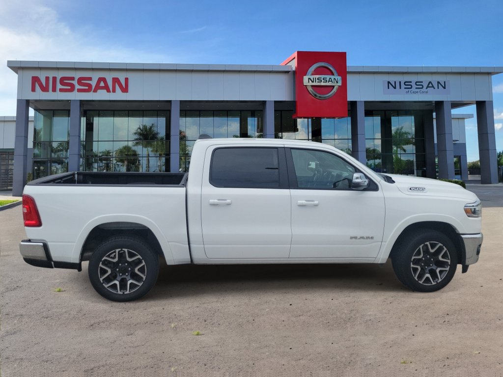 Used 2026 RAM 1500 Laramie AWD/4WD image 7