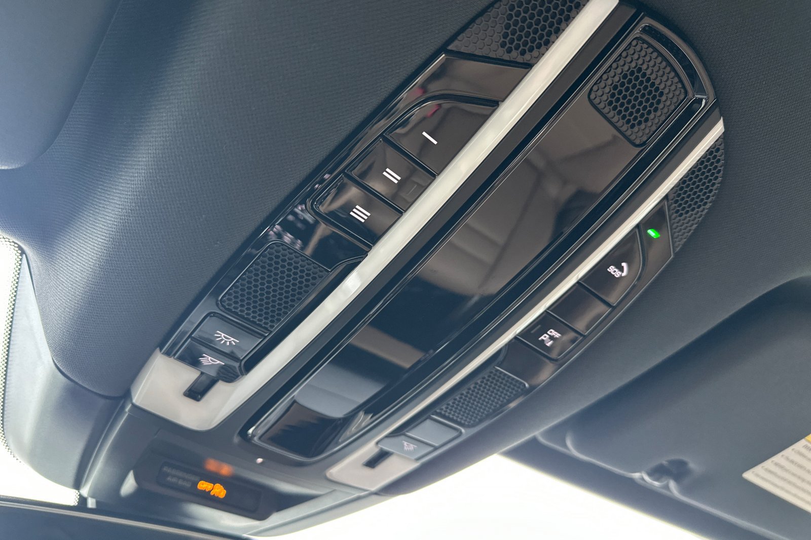 Used 2023 Porsche Cayenne AWD/4WD image 23