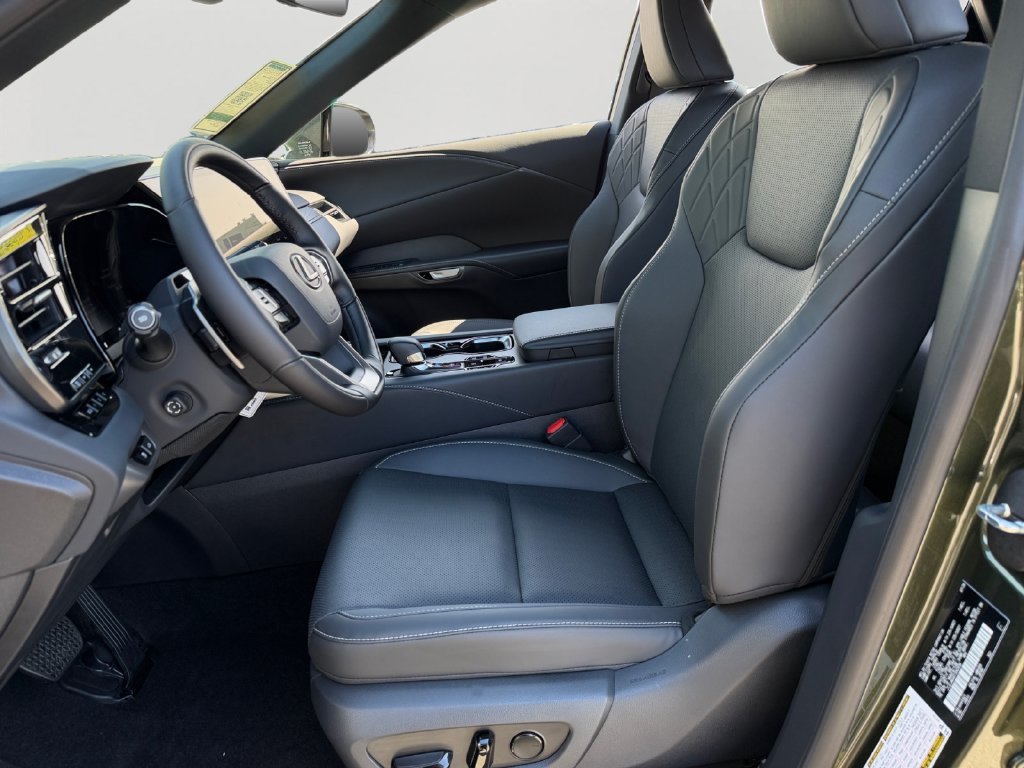 New 2026 Lexus RX 450h AWD image 12