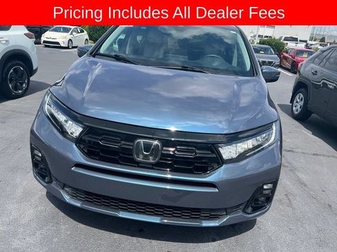 Used 2025 Honda Odyssey Elite image 8