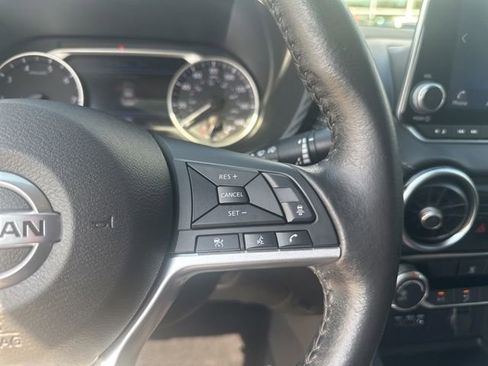 Used 2022 Nissan Sentra SV image 23